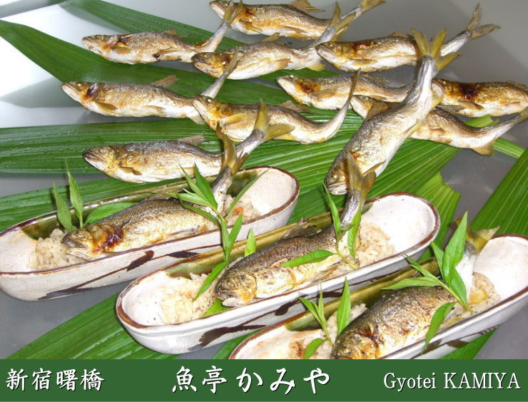 新宿曙橋「魚亭かみや」は、旬菜と鮮魚・本格的な手打ちそばが楽しめる 